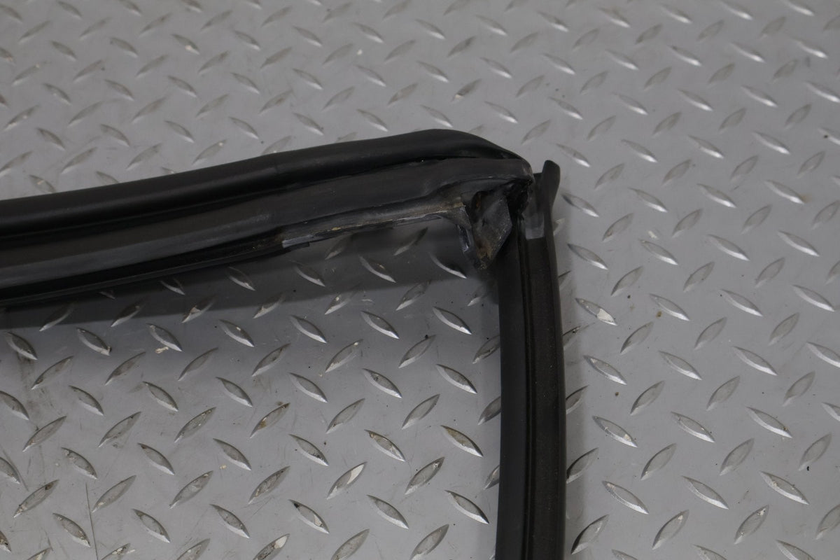 2006 Chevrolet Corvette C6- Windshield Weatherstrip Seal 20774936