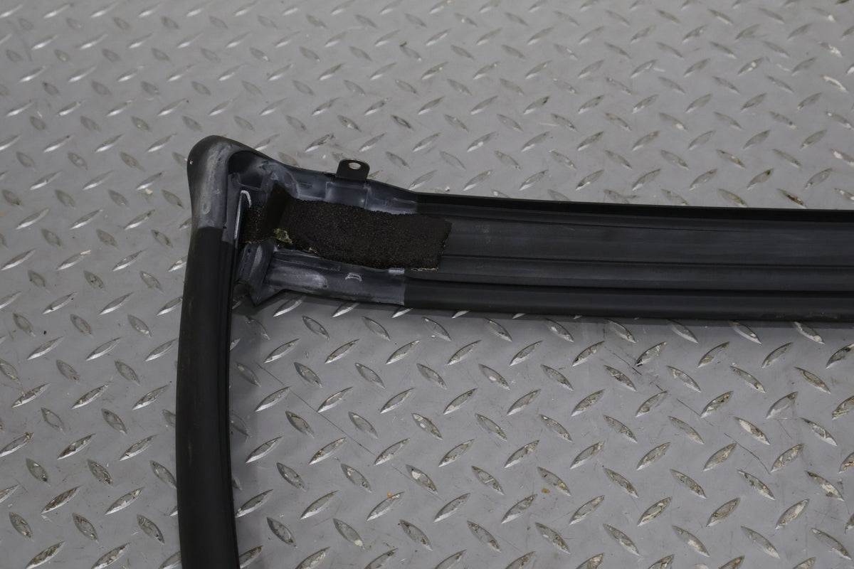 2006 Chevrolet Corvette C6- Windshield Weatherstrip Seal 20774936