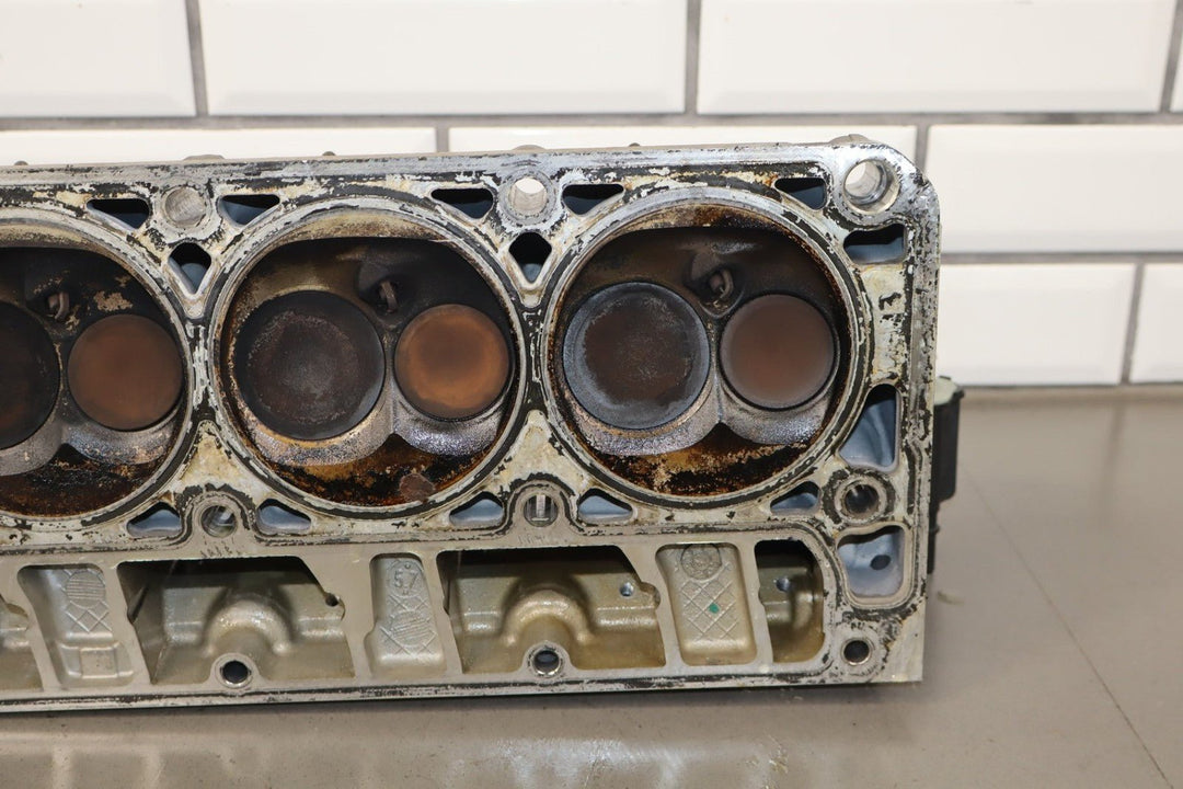 2006 Chevrolet Corvette Cylinder Head 12629058