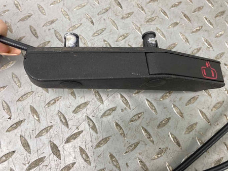 2006 Chevrolet Corvette- Left Front Door Latch