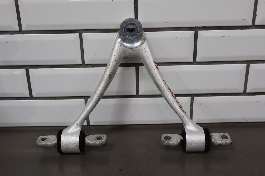 2006 Chevrolet Corvette Right Front Suspension Knee OEM