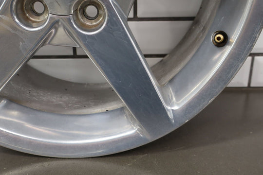 2006 Chevrolet Corvette Single 18x8.5 FRONT Wheel 9596950