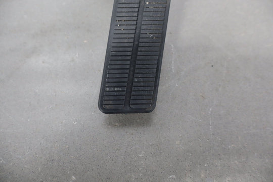 2006 Chevrolet Corvette Throttle Pedal Assembly 19417903