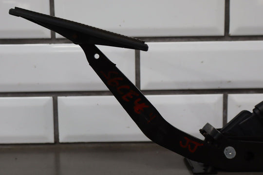 2006 Chevrolet Corvette Throttle Pedal Assembly 19417903