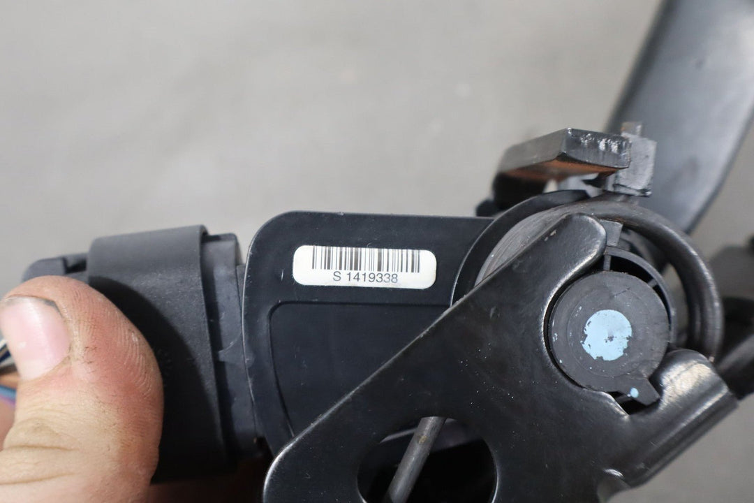 2006 Chevrolet Corvette Throttle Pedal Assembly 19417903