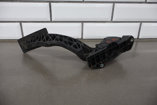 2006 Chevrolet Silverado 2500 Duramax Diesel Accelerator Pedal/Sensor