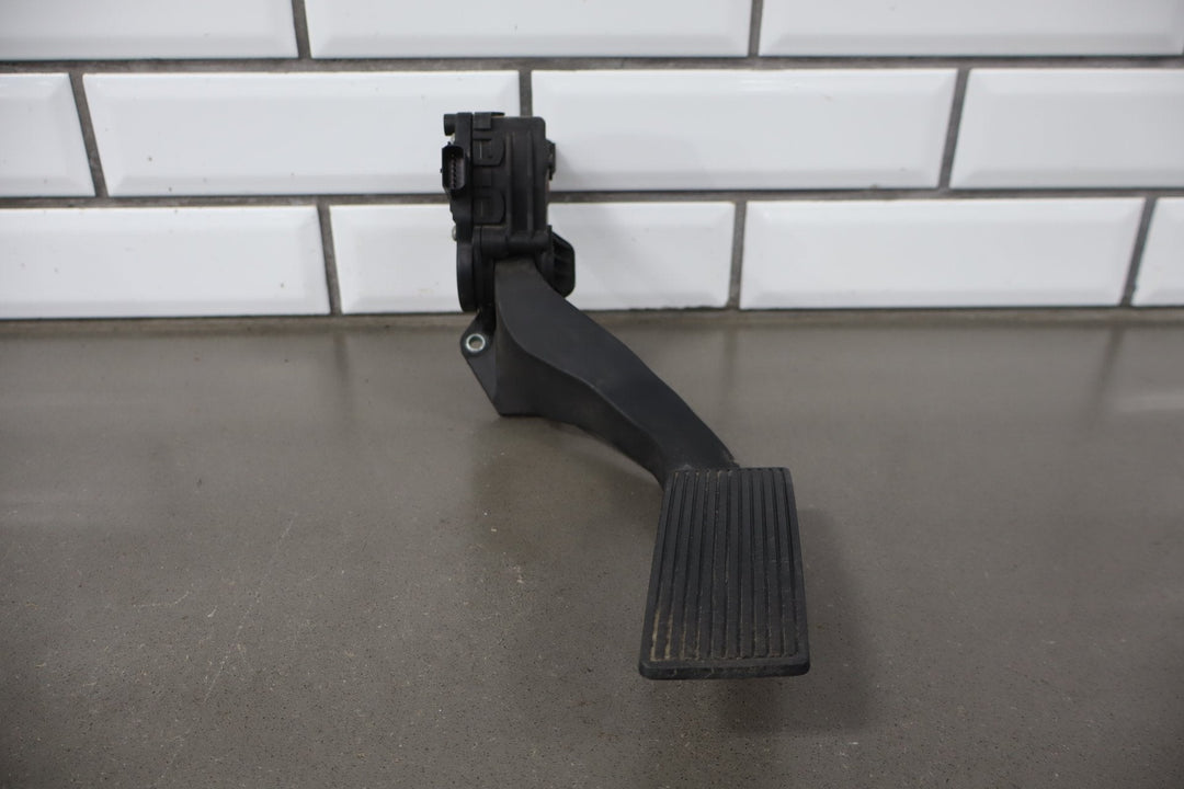 2006 Chevrolet Silverado 2500 Duramax Diesel Accelerator Pedal/Sensor