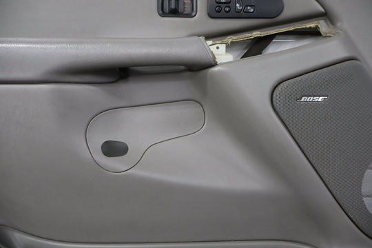 2006 Chevrolet Silverado 2500 Left Front Door Trim Panel Medium Gray 922