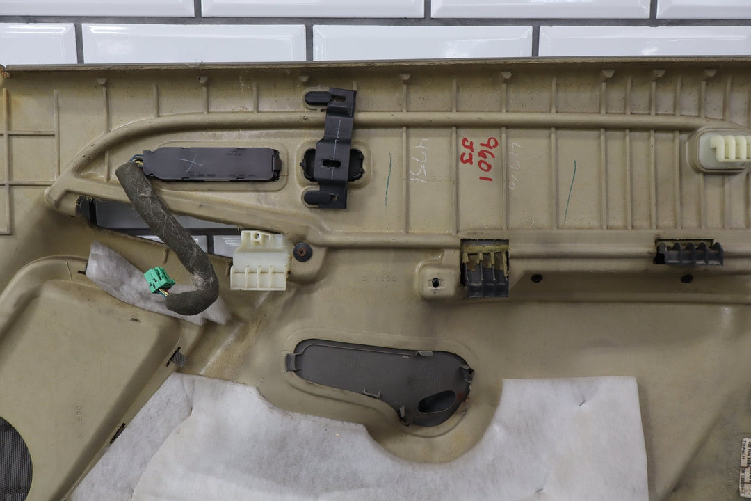 2006 Chevrolet Silverado 2500 Left Front Door Trim Panel Medium Gray 922