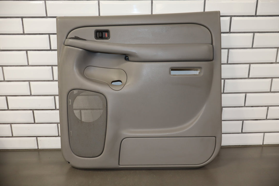 2006 Chevrolet Silverado 2500 Right Rear Door Trim Panel Medium Gray 922