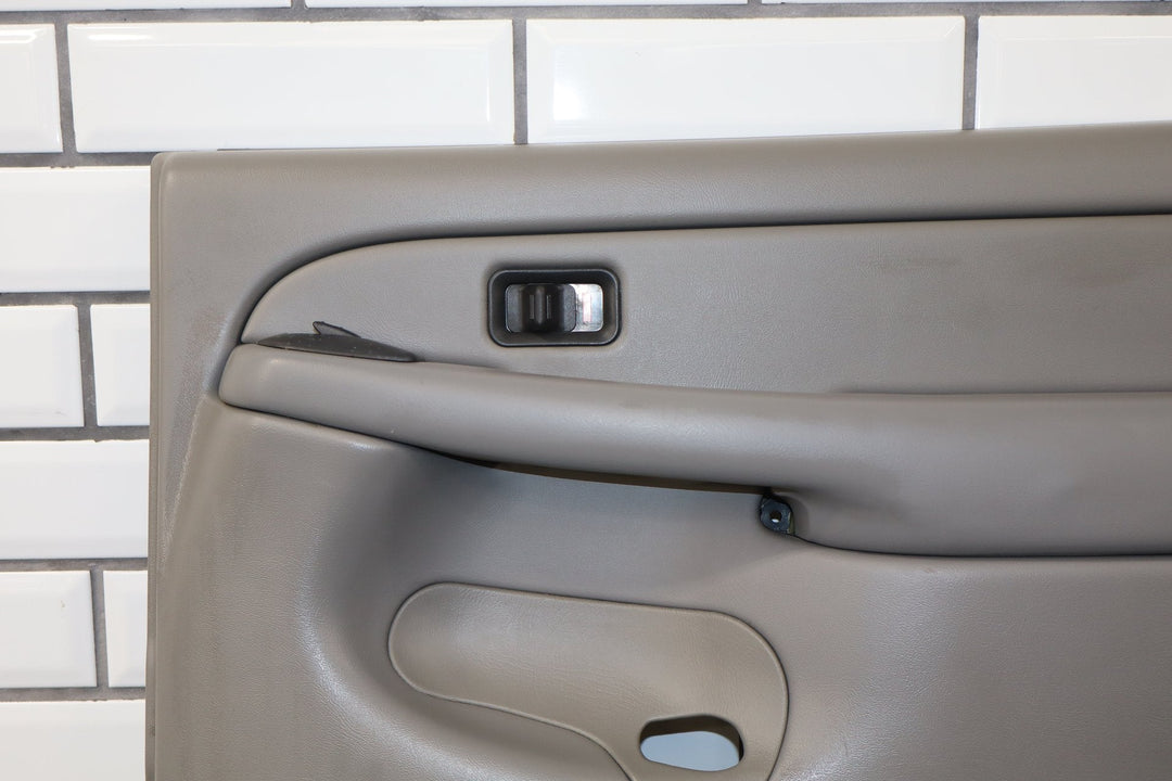 2006 Chevrolet Silverado 2500 Right Rear Door Trim Panel Medium Gray 922