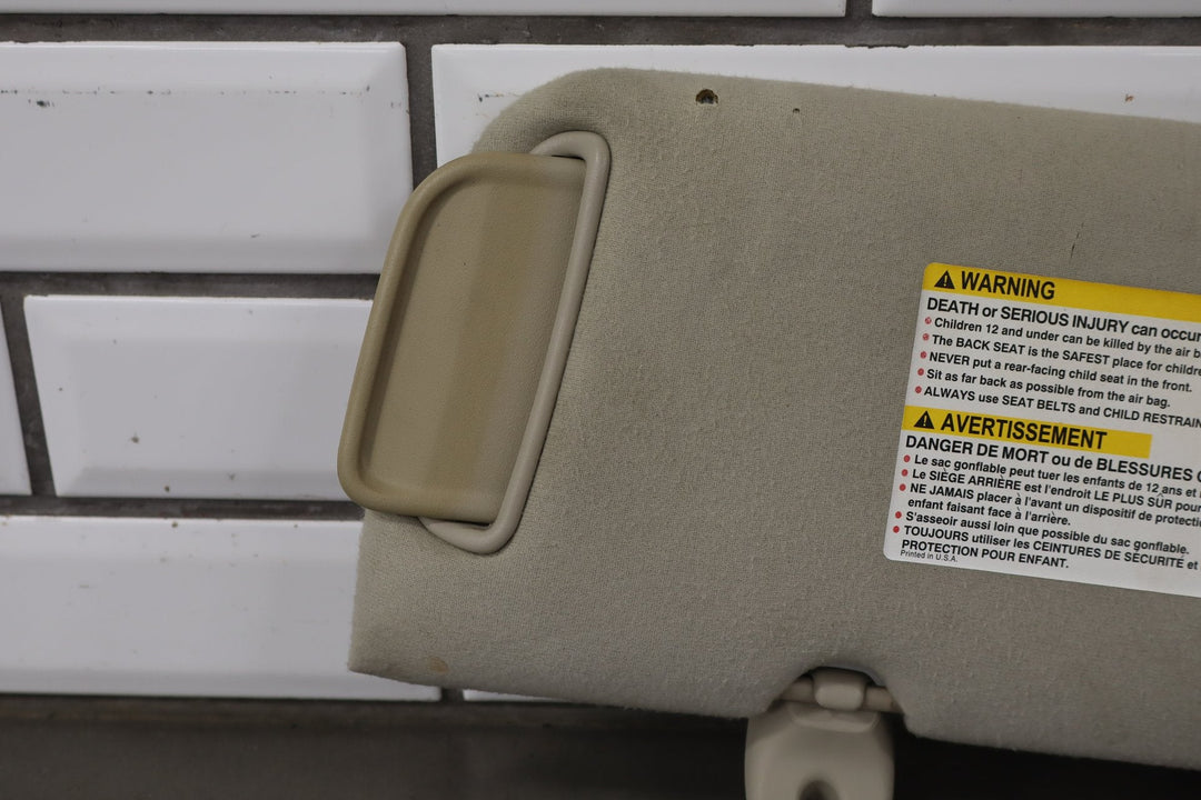 2006 Chevrolet Silverado 2500 Sun Visor Pair Left/Right Medium Gray 922