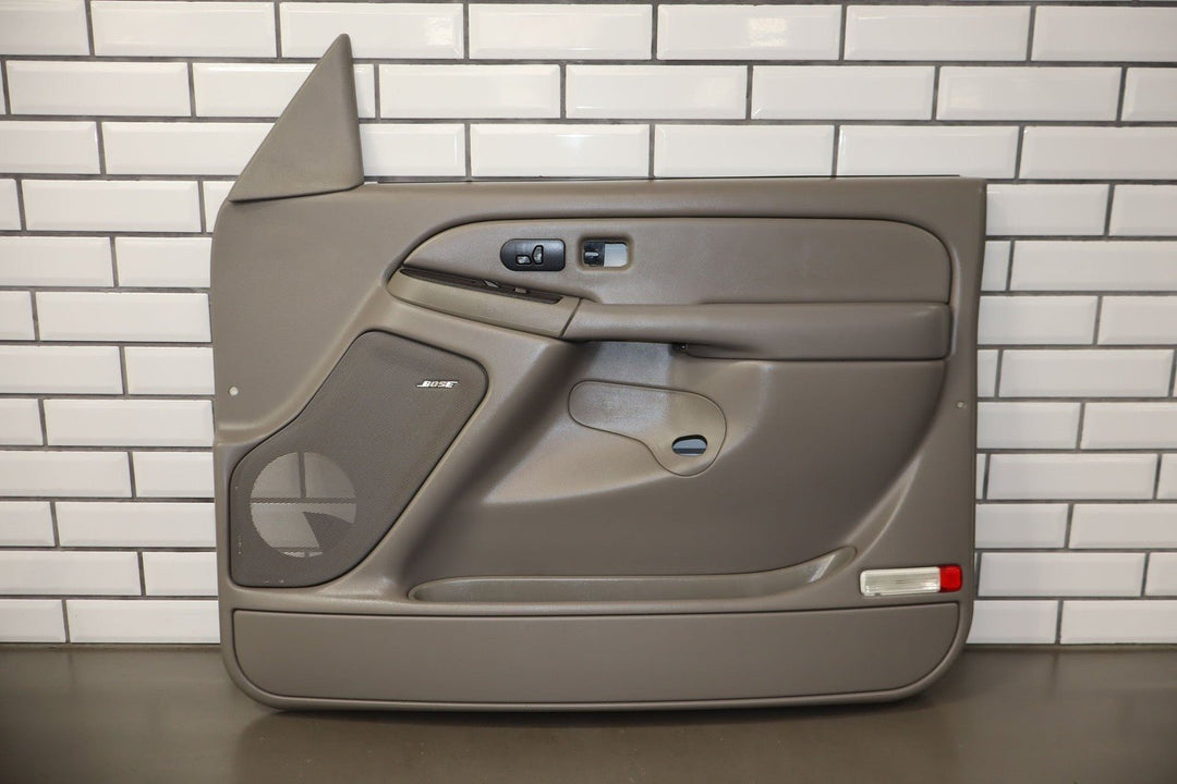 2006 Chevrolet Tahoe Right Front Door Trim Panel Grey 922