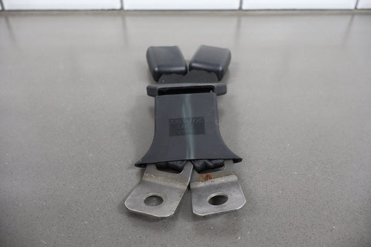 2006 Ford F - 250 Crew Cab Harley Davidson Rear Seat Belt Center Buckle
