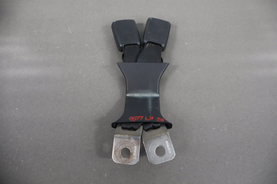 2006 Ford F - 250 Crew Cab Harley Davidson Rear Seat Belt Center Buckle