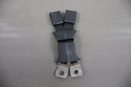 2006 Ford F - 250 Crew Cab Harley Davidson Rear Seat Belt Center Buckle