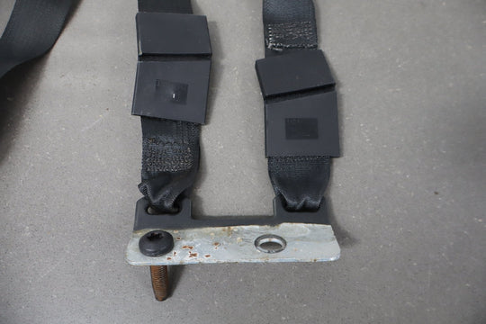 2006 Ford F - 250 Super Duty Crew Cab Harley Black Rear Center Seat Belt OEM