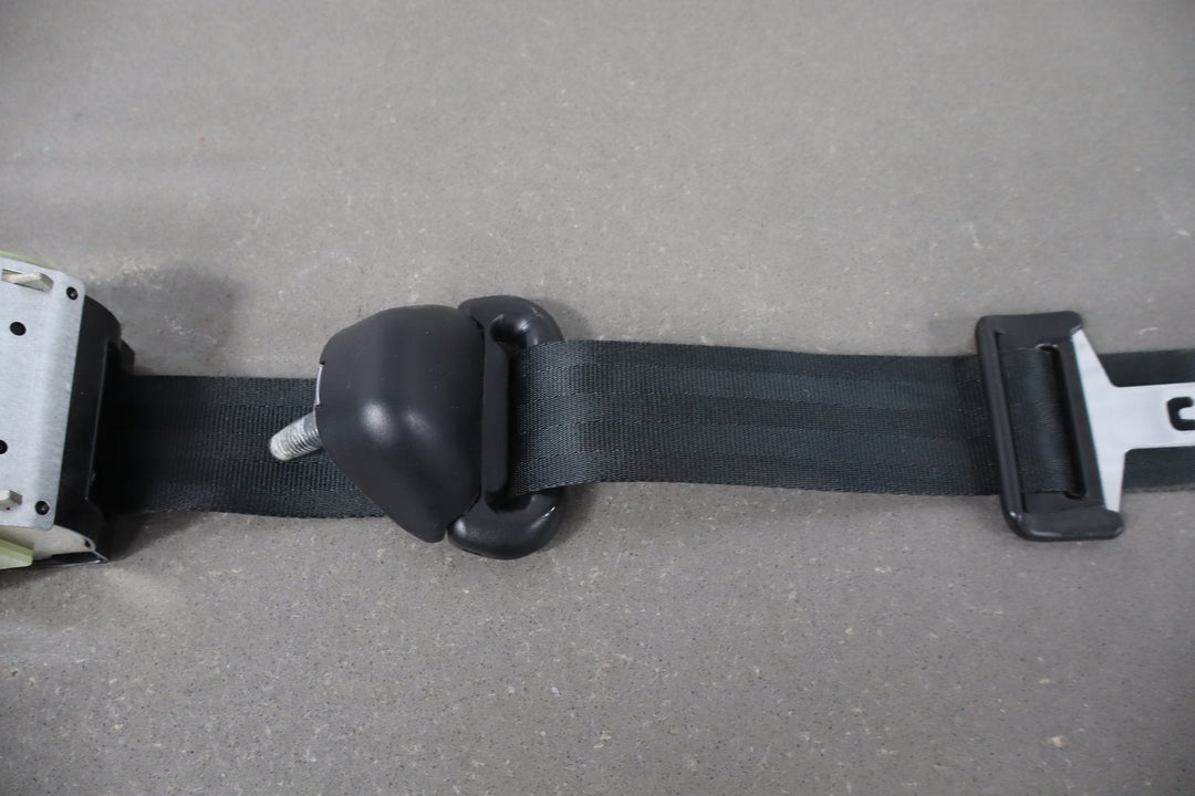 2006 Ford F - 250 Super Duty Harley - Davidson Edition Right Rear Seat belt Black