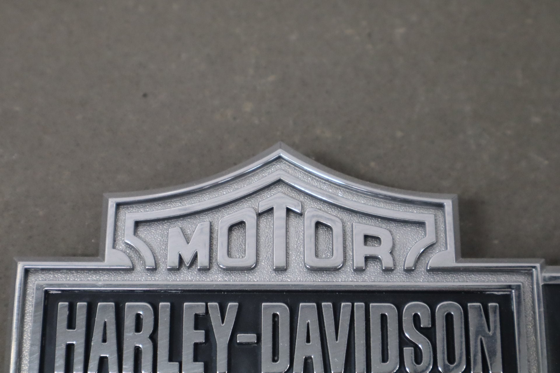 2006 Ford F-250 Super Duty Harley Davidson OEM Fender Emblem
