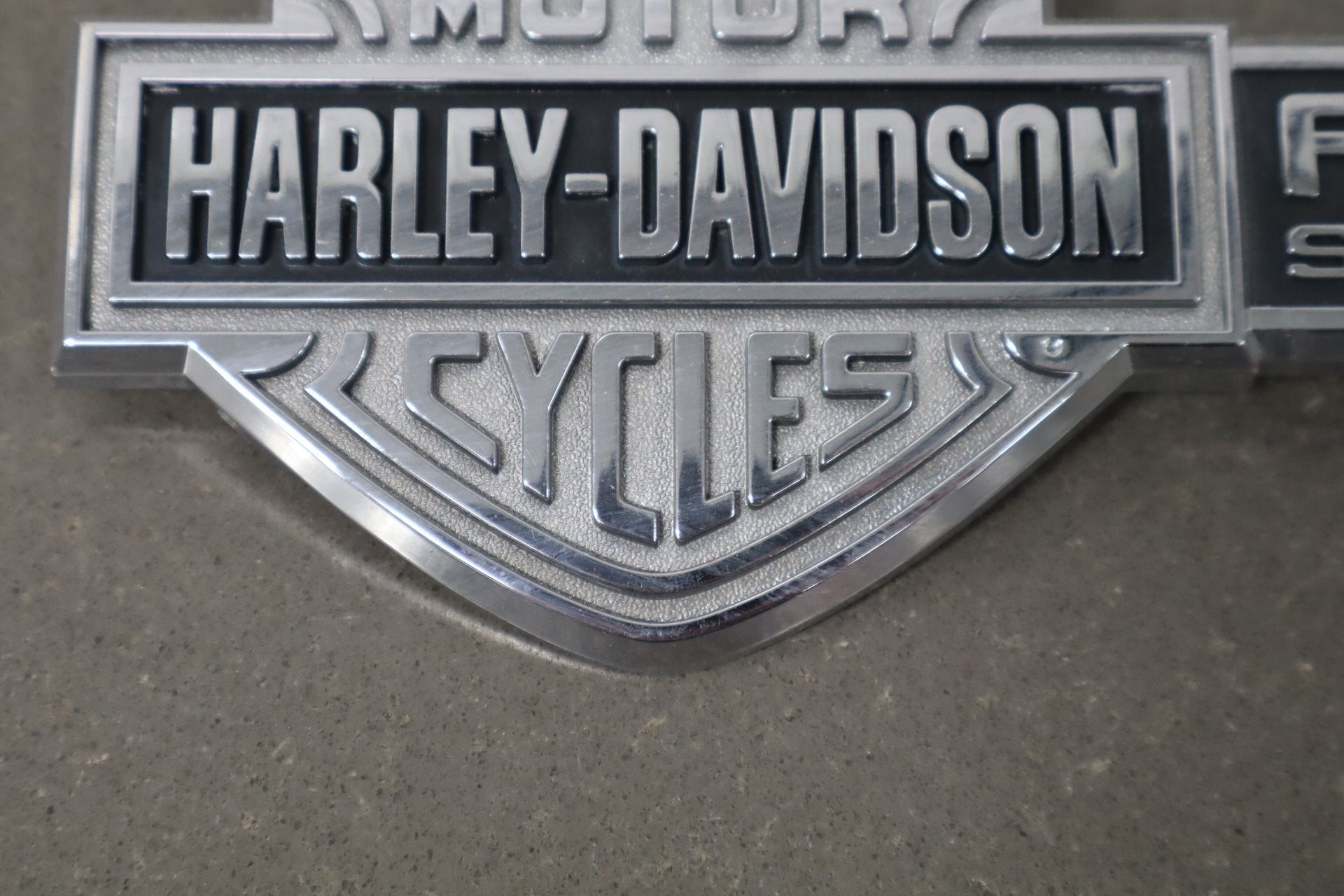 2006 Ford F-250 Super Duty Harley Davidson OEM Fender Emblem