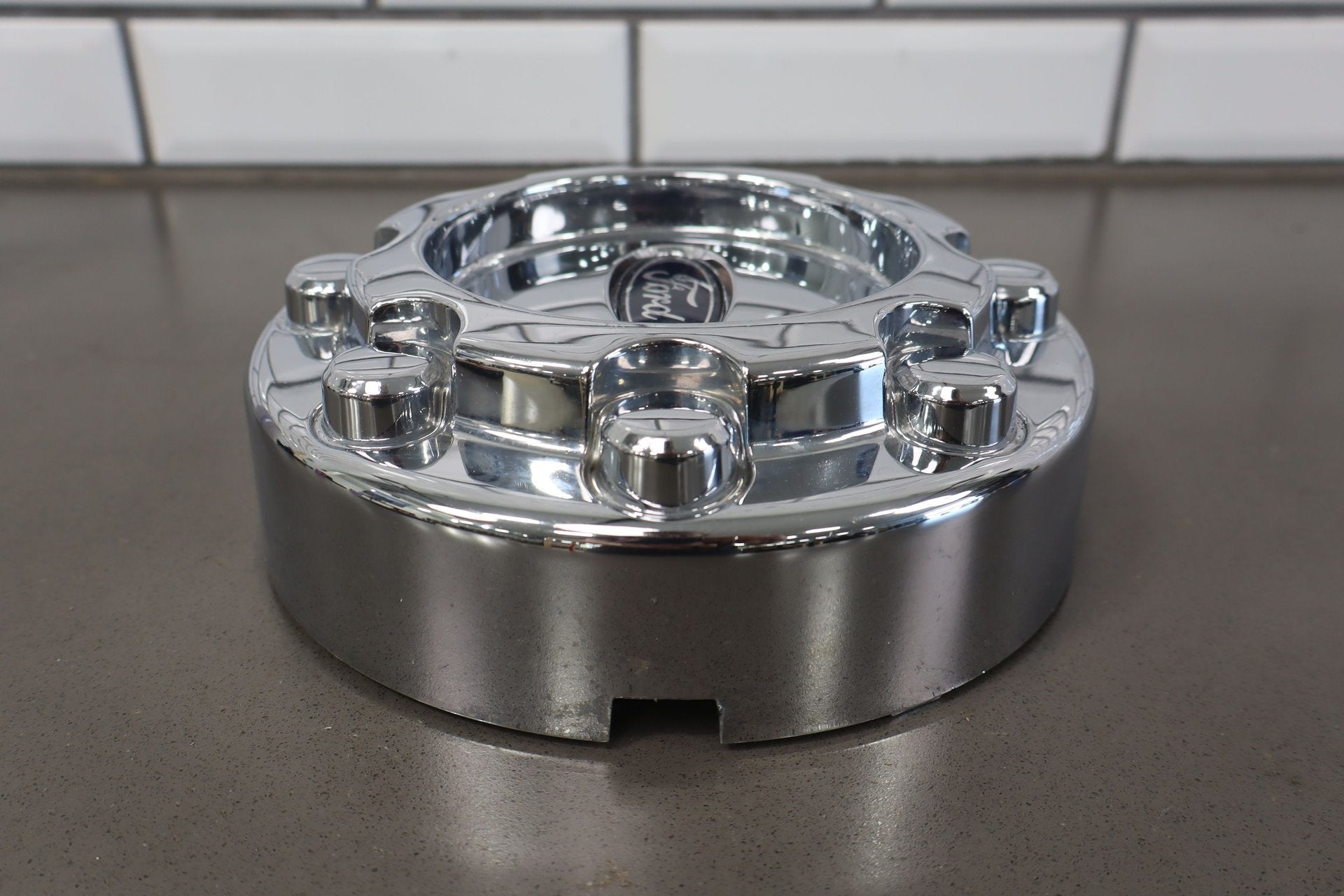 2006 Ford F-250 Super Duty- Mag Wheel Centre Cap