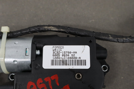 2006 Ford F - 250 Super Duty Sun Roof Motor OEM