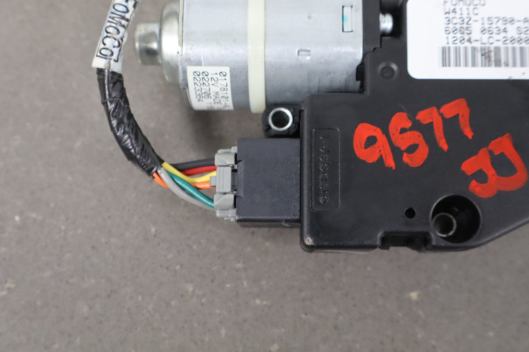 2006 Ford F - 250 Super Duty Sun Roof Motor OEM