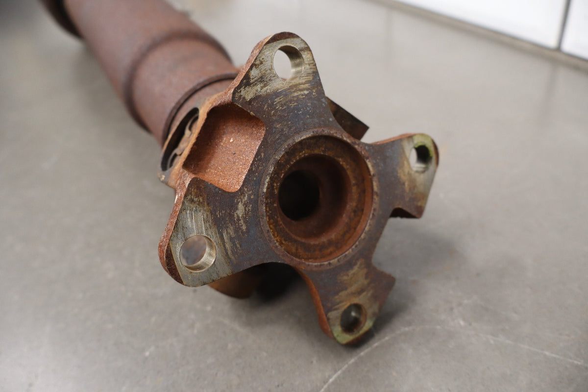 2006 Ford Mustang GT 4.6 Auto Rear Drive Shaft