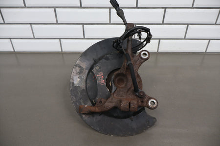2006 Ford Mustang GT S197 Passenger Right Front Spindle With Hub And ABS Sensor