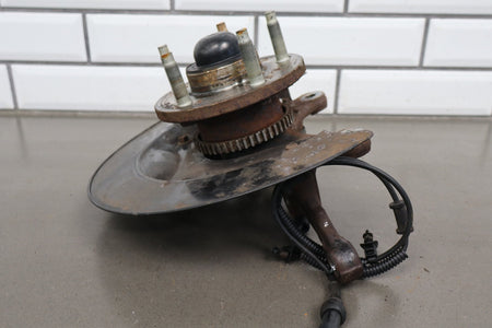 2006 Ford Mustang GT S197 Passenger Right Front Spindle With Hub And ABS Sensor