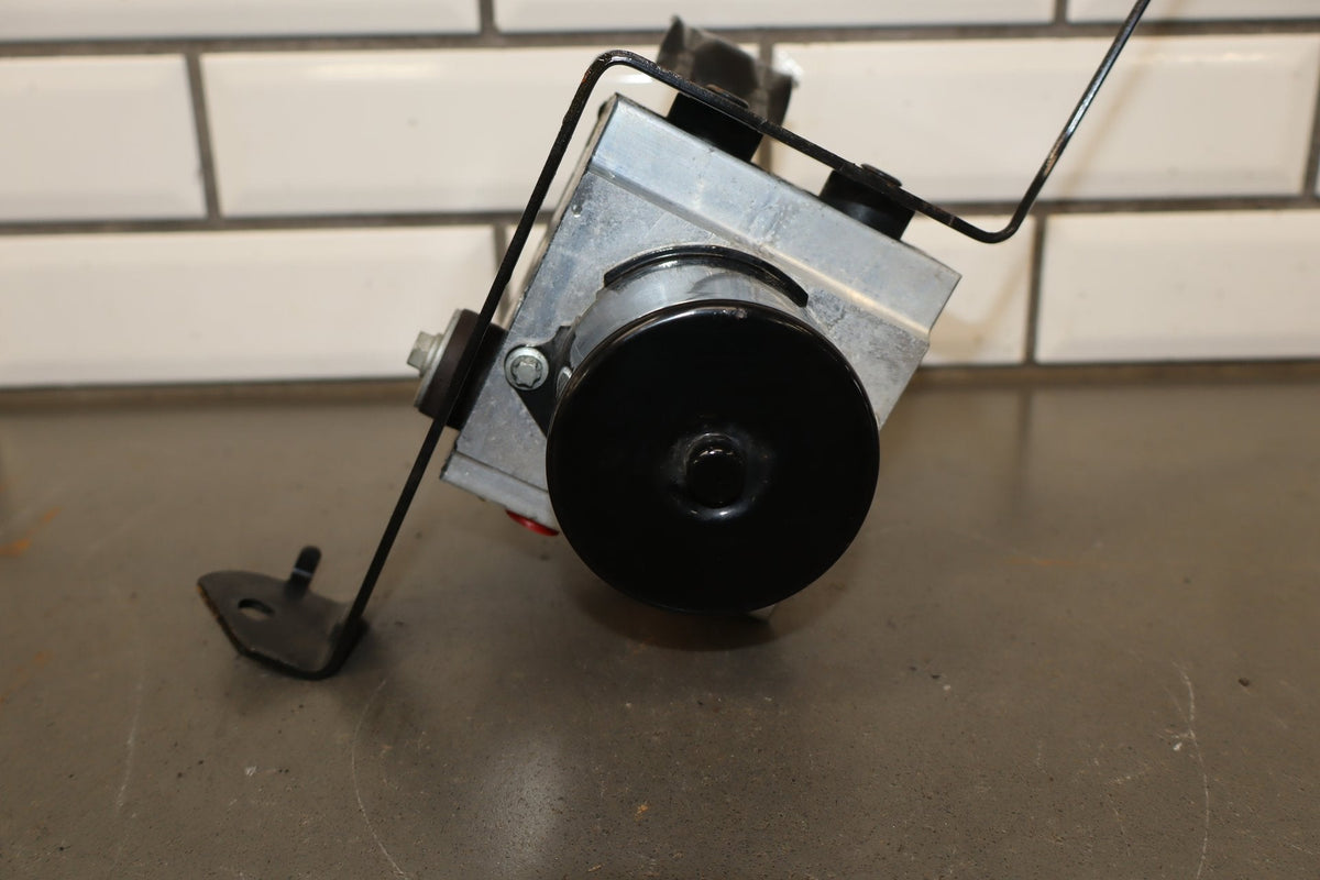 2006 Ford Mustang S197 4 Wheel Anti-Lock Brake ABS Pump And Module