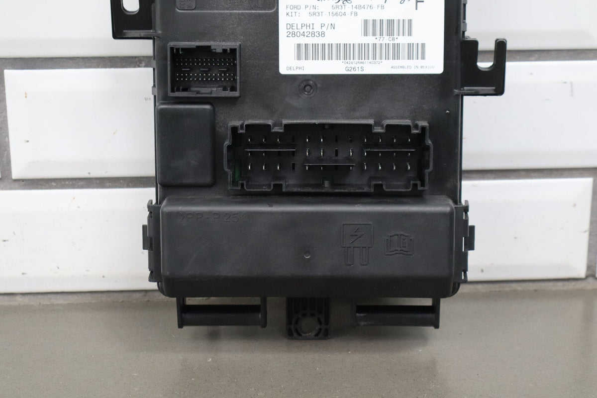 2006 Ford Mustang S197 Body Control Module
