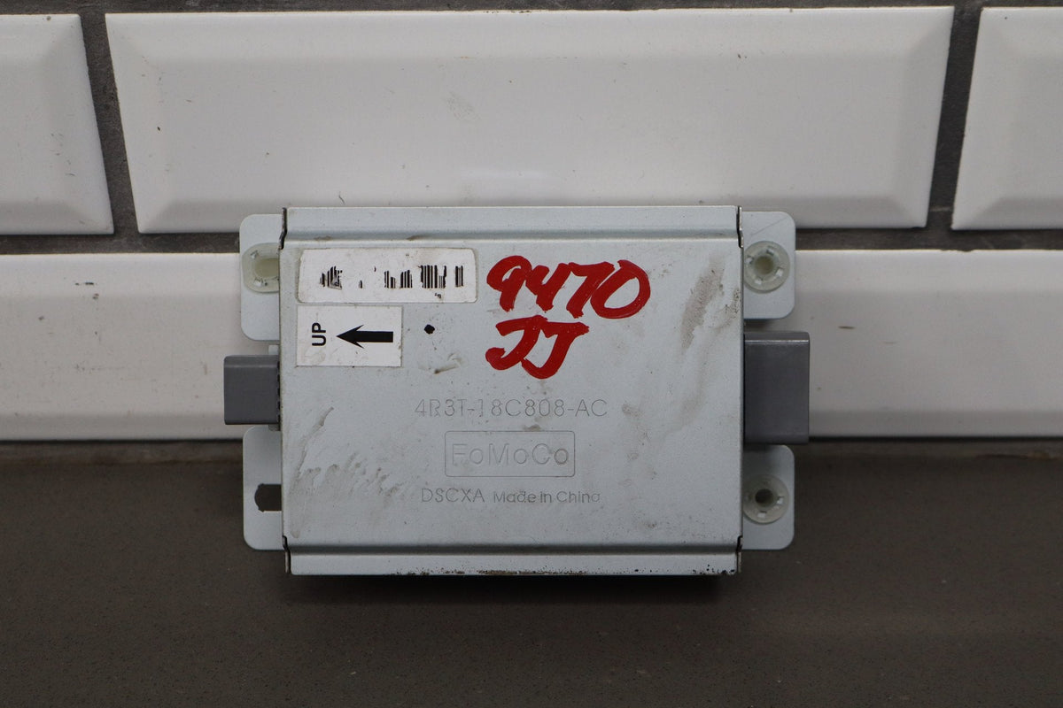 2006 Ford Mustang S197 Shaker 500 Radio Amplifier Pair