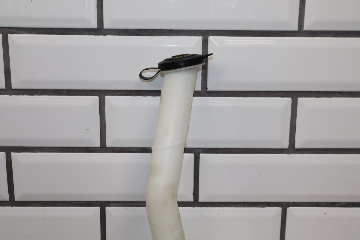 2006 Ford Mustang S197 Windshield Washer Fluid Reservoir Bottle