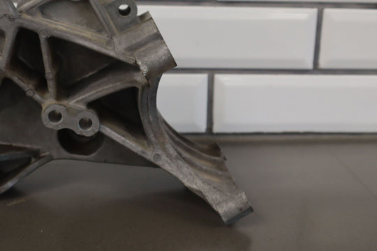 2006 GMC Sierra 2500HD LBZ Duramax Diesel AC Compressor Bracket 6.6L