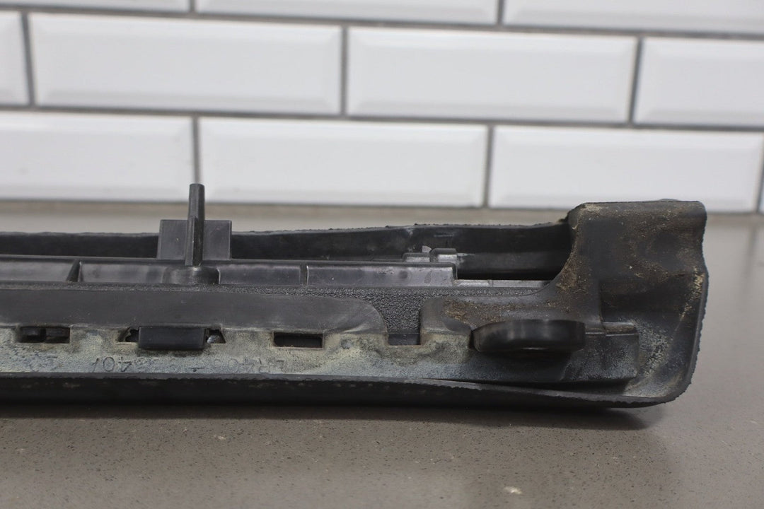 2006 GMC Yukon Denali 3rd Brake Light OEM