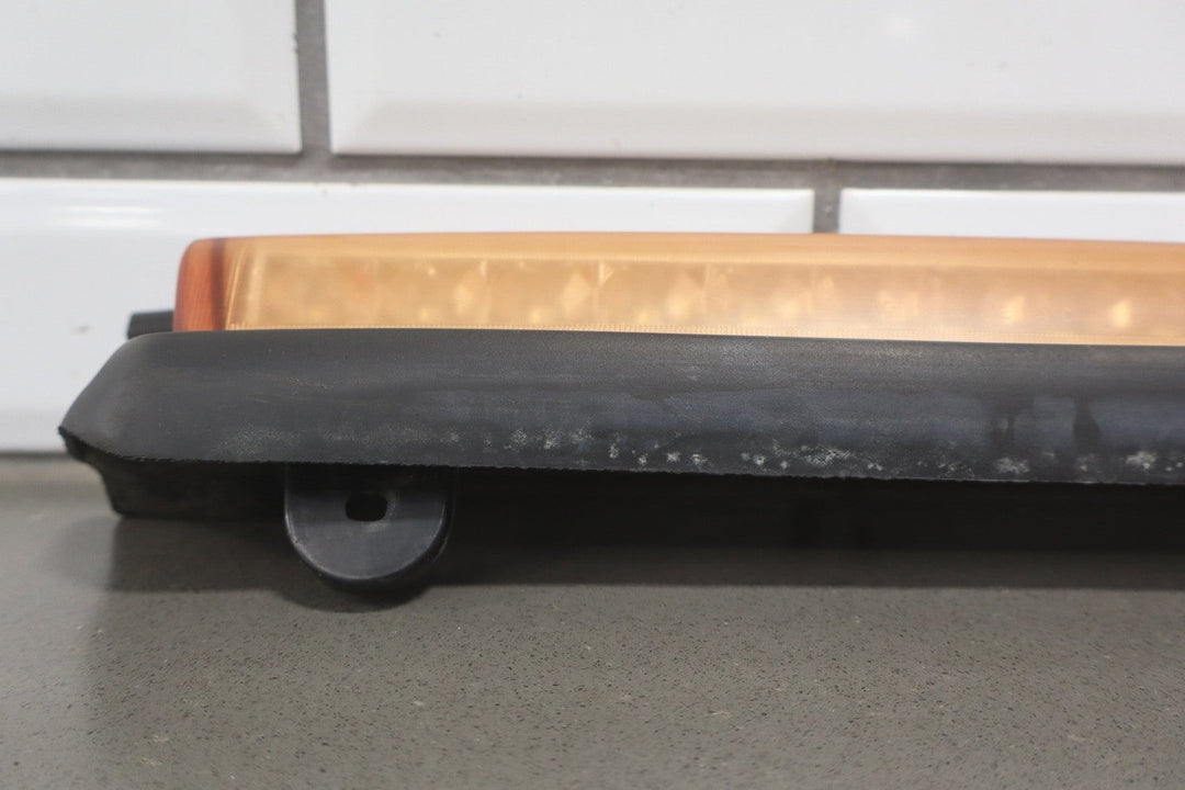 2006 GMC Yukon Denali 3rd Brake Light OEM