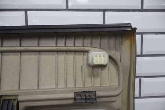 2006 GMC Yukon Denali Left Front Door Trim Panel Stone Gray 922