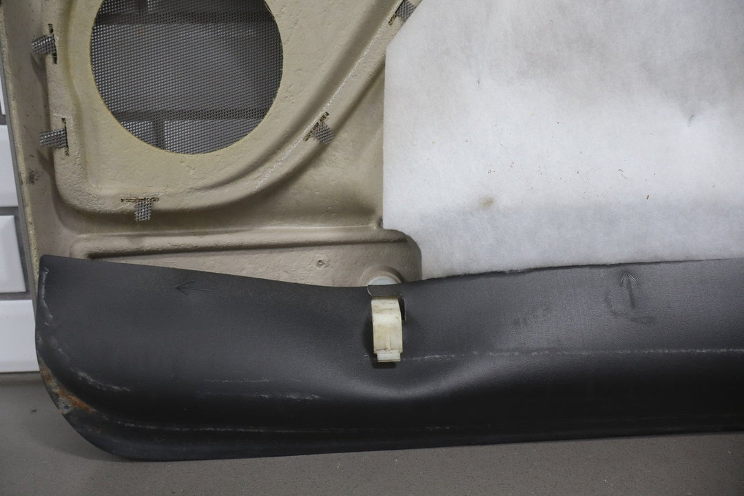 2006 GMC Yukon Denali Left Front Door Trim Panel Stone Gray 922