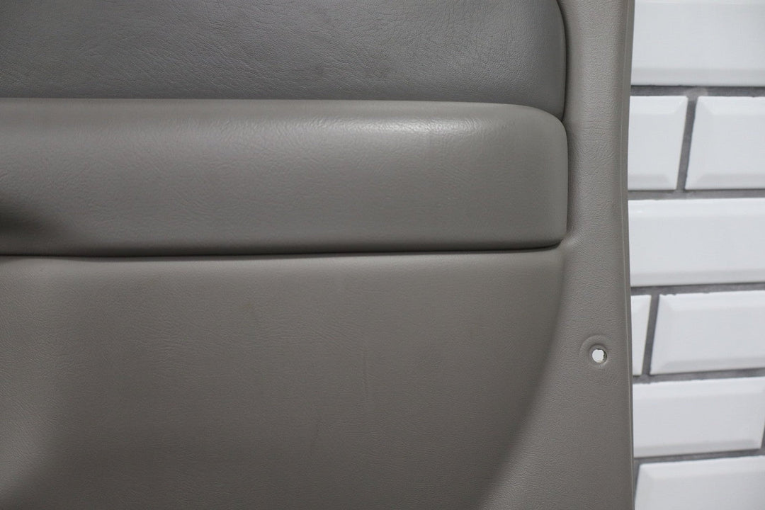 2006 GMC Yukon Denali Right Front Door Trim Panel Stone Gray 922