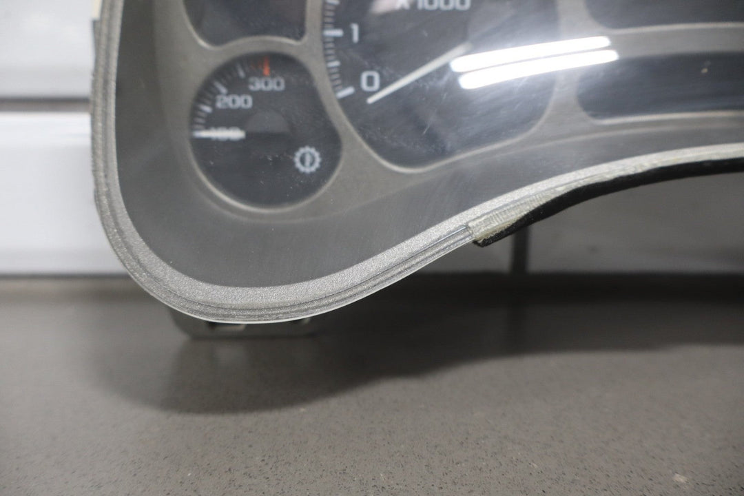 2006 GMC Yukon Denali Speedometer 15287364 184k GMT800 6.0L LQ4