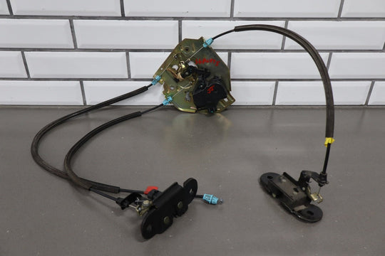  - 2006 Hummer H2 Pair of Hatch Lid Latches OEM