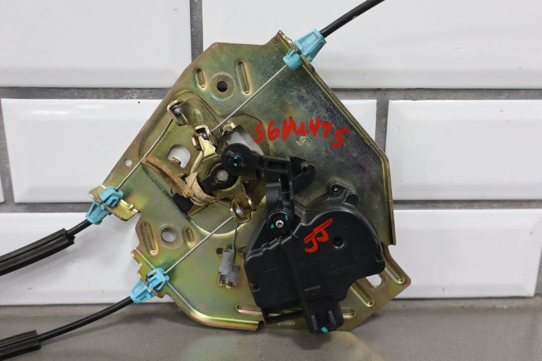  - 2006 Hummer H2 Pair of Hatch Lid Latches OEM