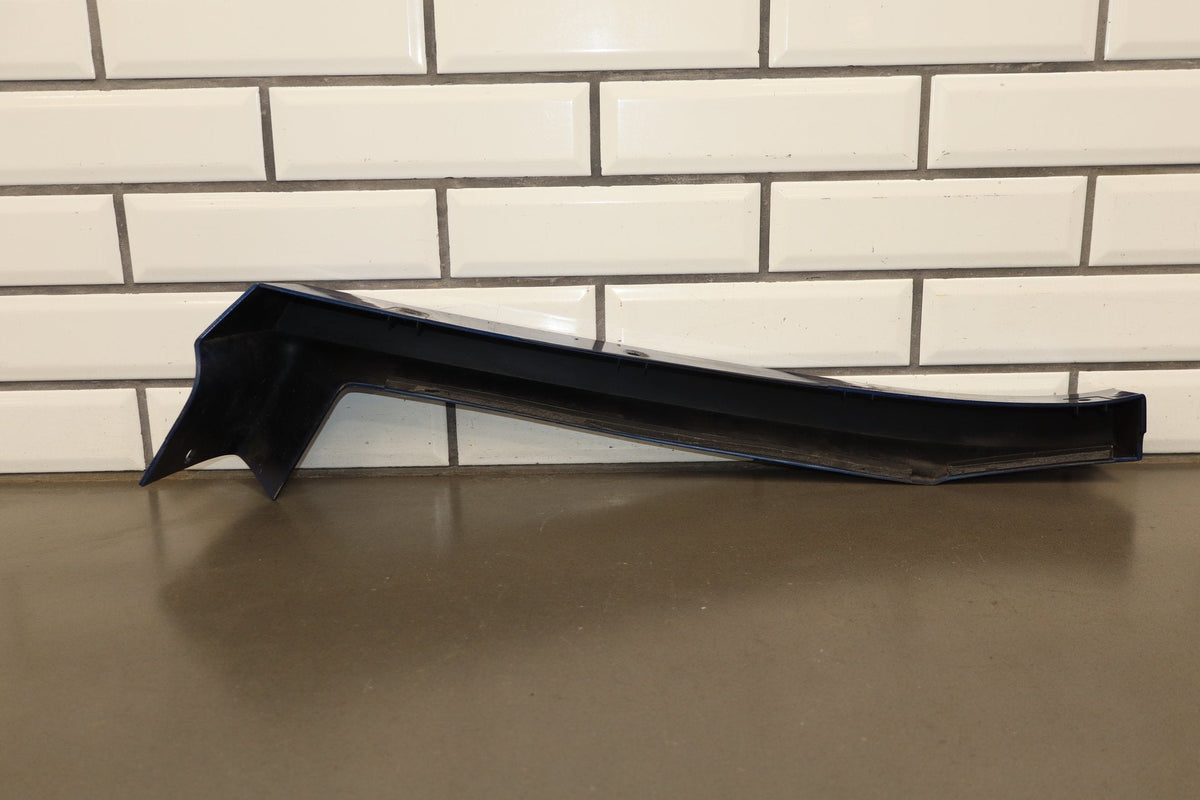 2006 Hummer H2 Right Fender Molding Pacific Blue 91