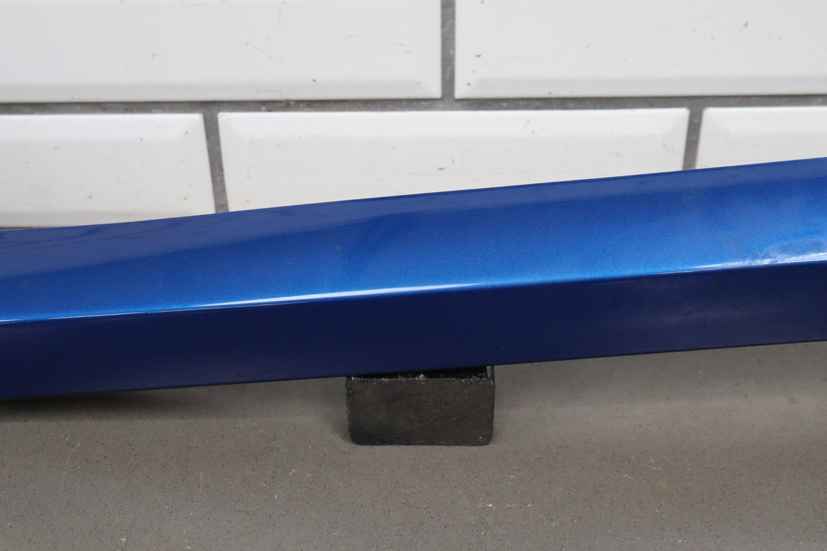 2006 Hummer H2 Right Fender Molding Pacific Blue 91