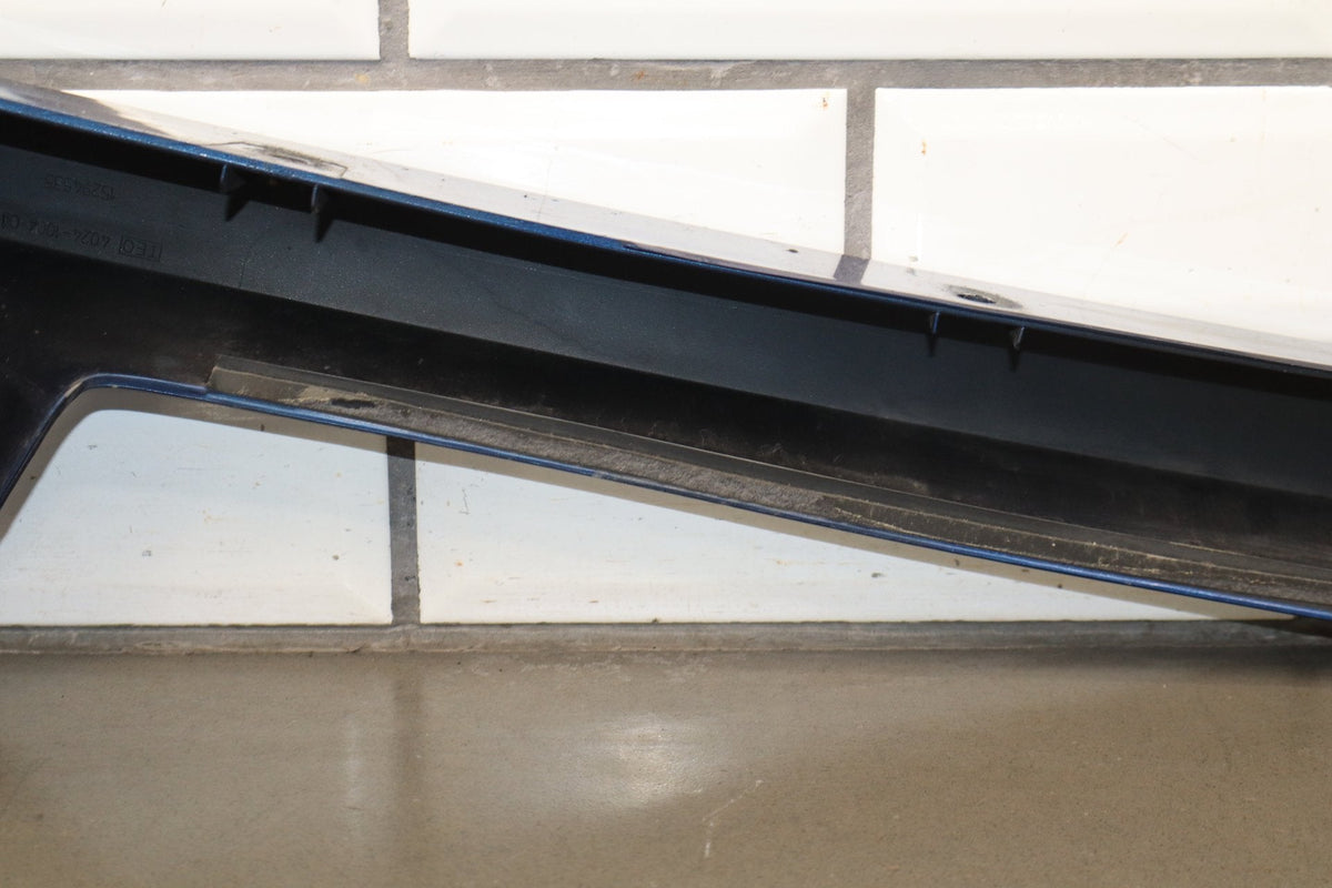 2006 Hummer H2 Right Fender Molding Pacific Blue 91
