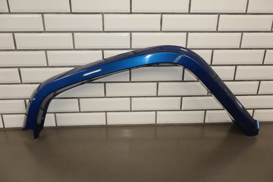 2006 Hummer H2 Right Rear Wheel Arch Moulding Pacific Blue 91