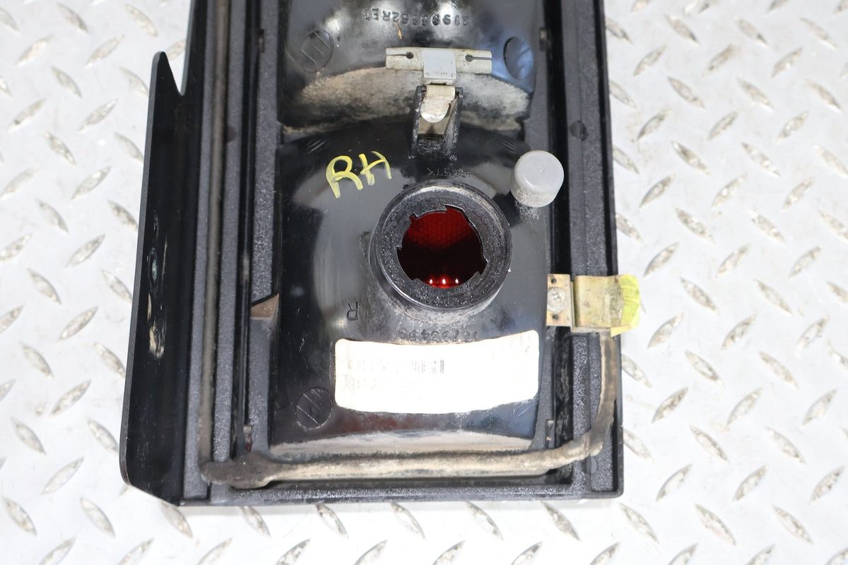 2006 Hummer H2- Right Tail Light