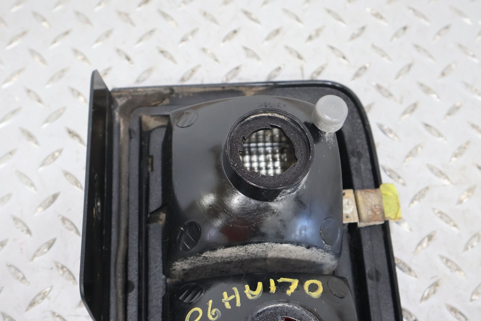 2006 Hummer H2- Right Tail Light