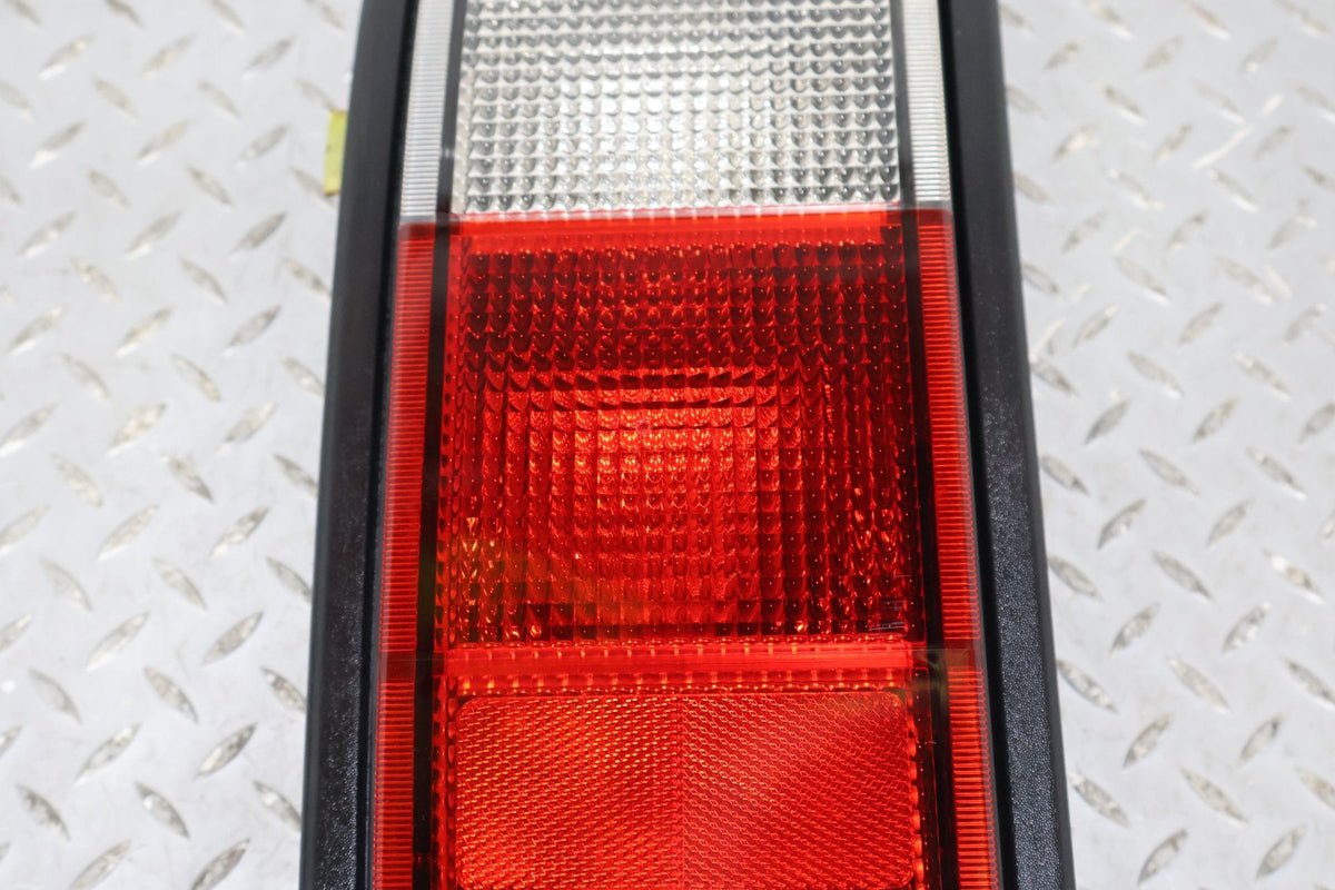 2006 Hummer H2- Right Tail Light